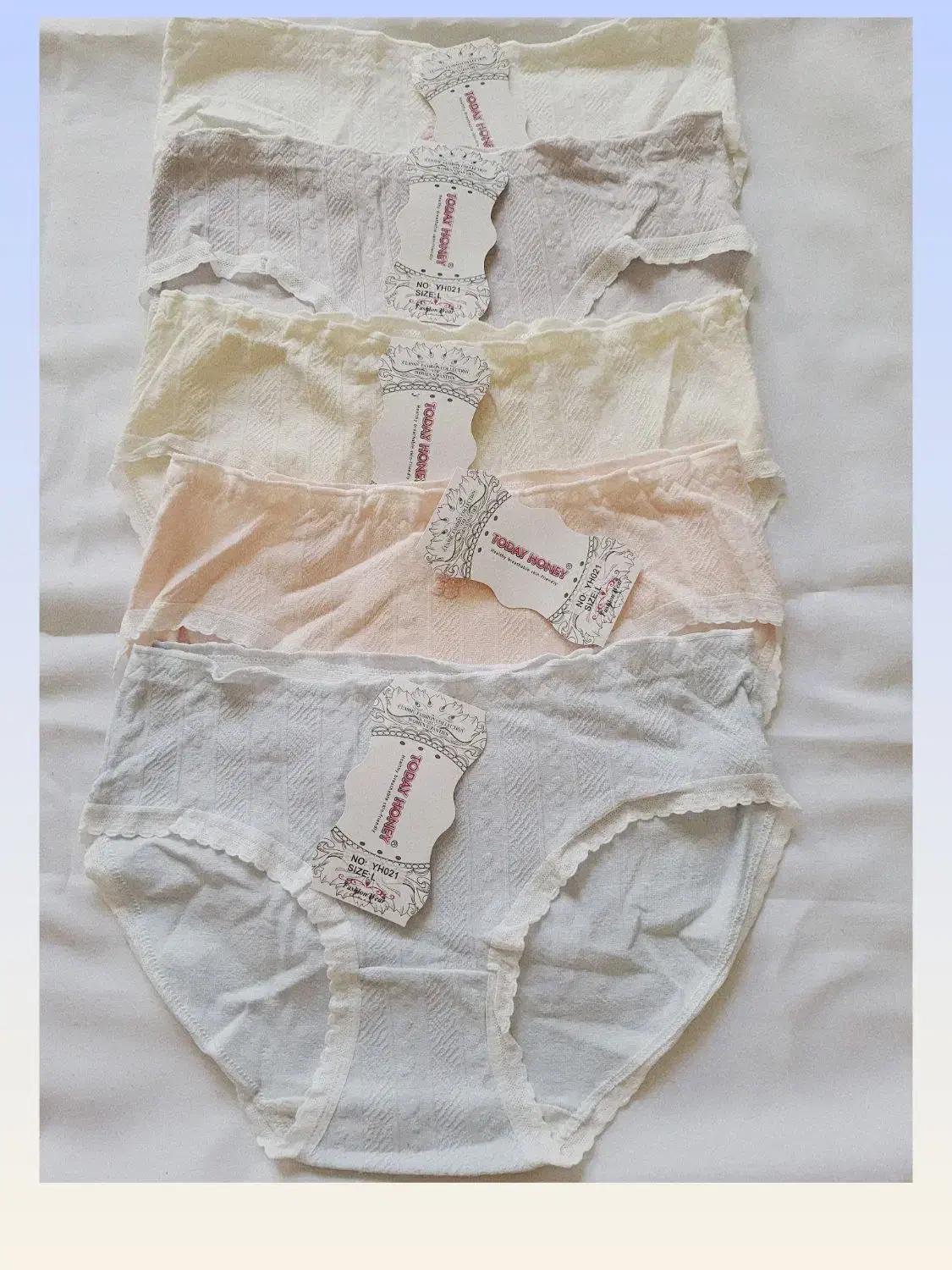 شورت فانتزی|لباس|میانه, |دیوار