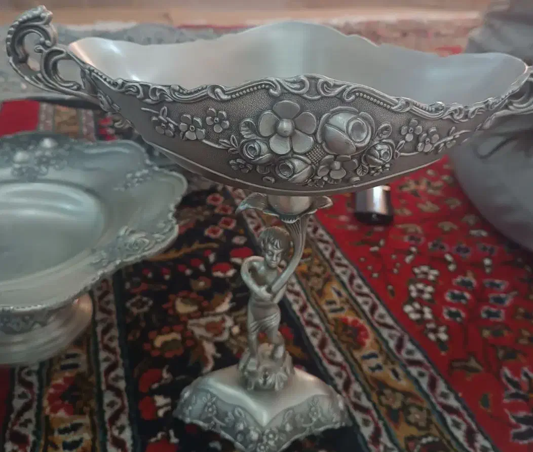 ظروف سیلور اصل پایه دار|ظروف سرو و پذیرایی|خوی, |دیوار