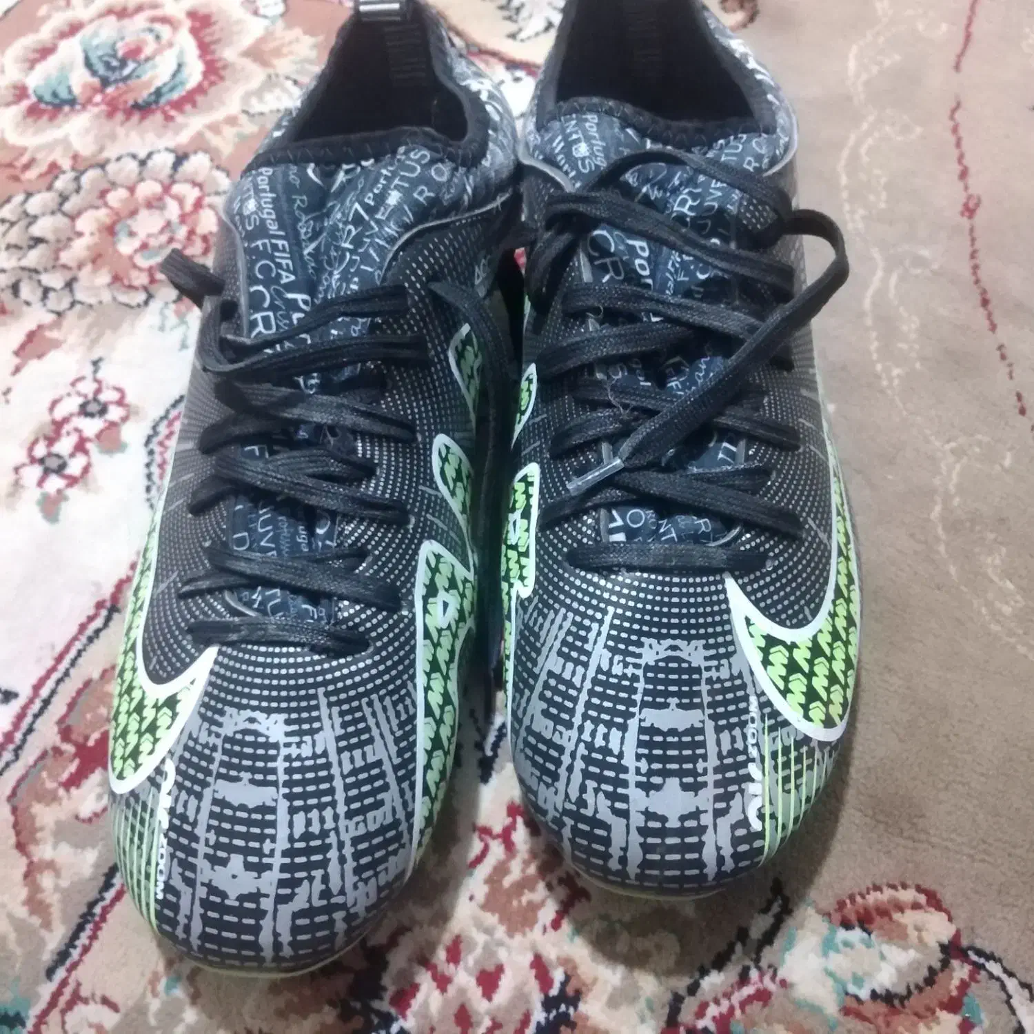 کفش ورزشی میخی|کیف، کفش، کمربند|مشهد, شهید علی محمدی|دیوار