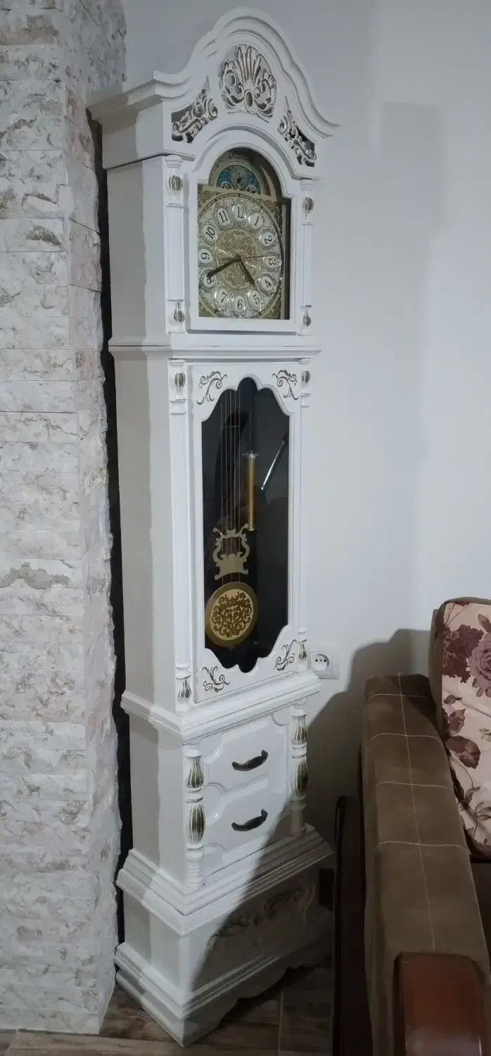 ساعت ایستاده|ساعت دیواری و تزئینی|رشت, دیلمان|دیوار