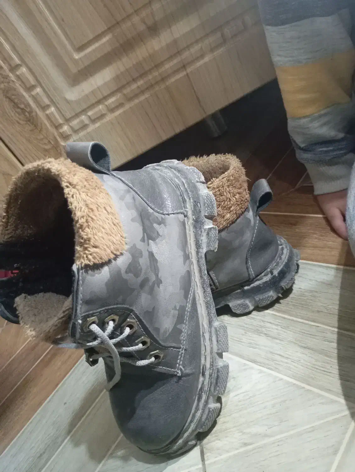 نیم بوت بچگانه|کیف، کفش، کمربند|کرمان, |دیوار