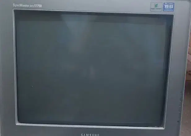 کامپیوتر سامسونگ در حد نو قدیمی برا دوربین|رایانه رومیزی|دزفول, |دیوار