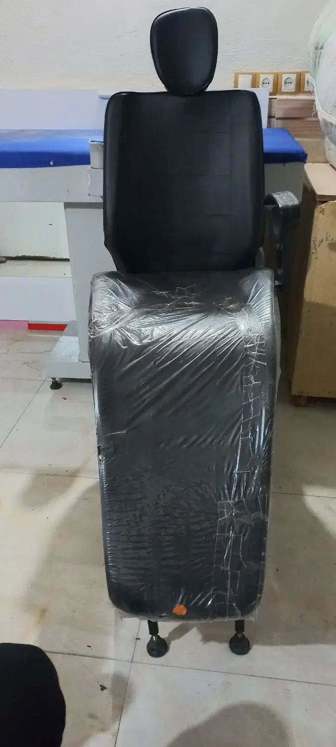 صندلی اصلاح|آرایشگاه و سالن‌های زیبایی|میاندوآب, |دیوار