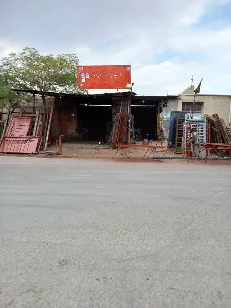 فروش ملک تجاری ،بر خیابان خورشید ،سر دو نبش|فروش مغازه و غرفه|سیرجان, |دیوار