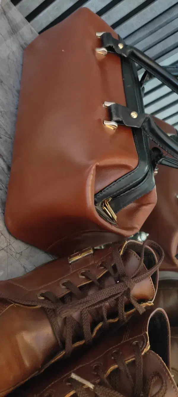 بوتین زنانه وکیف بزرگ زنانه|کیف، کفش، کمربند|ارومیه, |دیوار