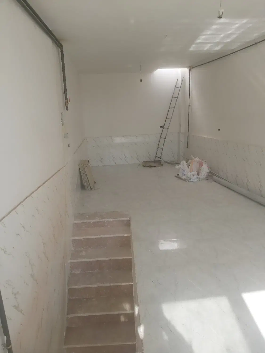 مغازه دوراهی فرجه مولوی|اجارهٔ مغازه و غرفه|سنندج, |دیوار