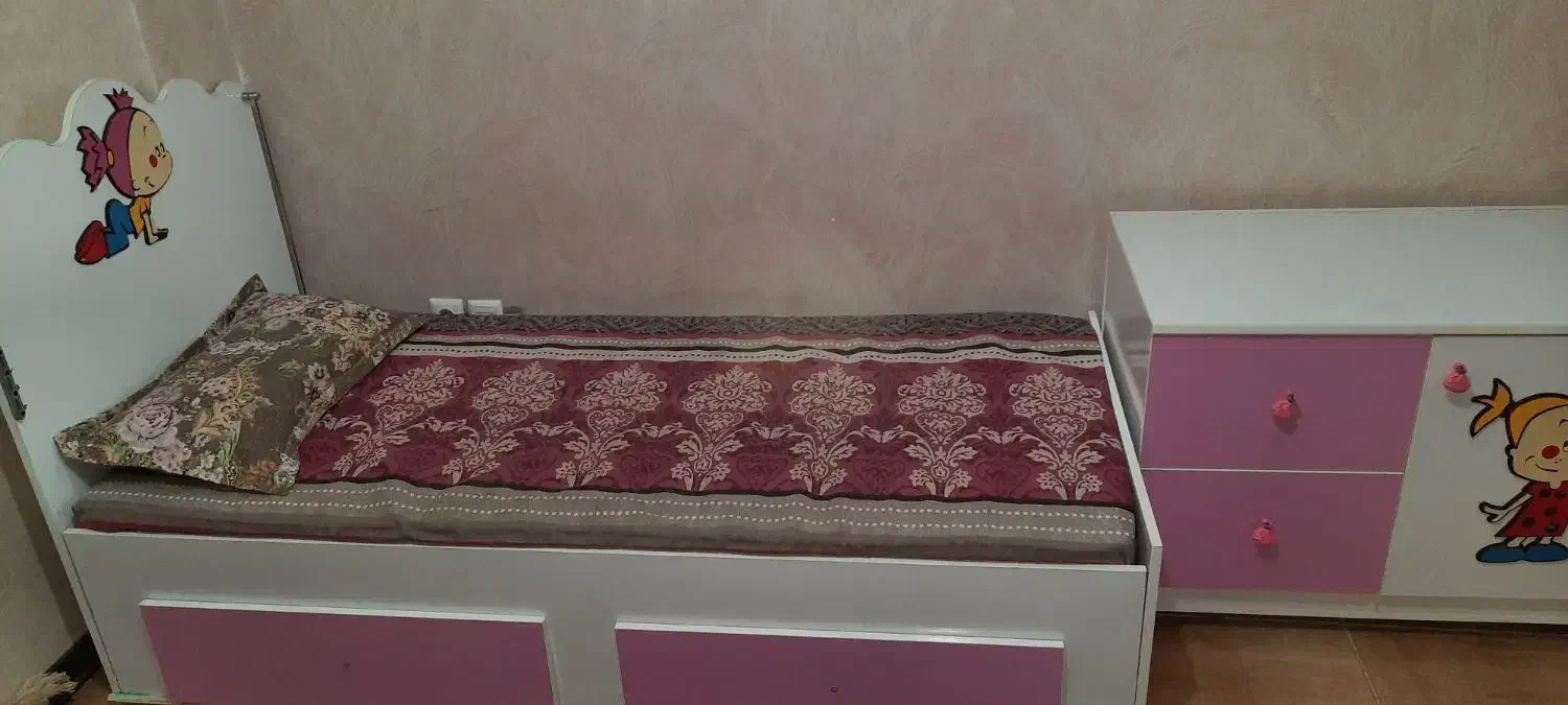 تخت خواب دخترونه دو منظوره|تخت و سرویس خواب|شیراز, شهرک فرزانگان|دیوار