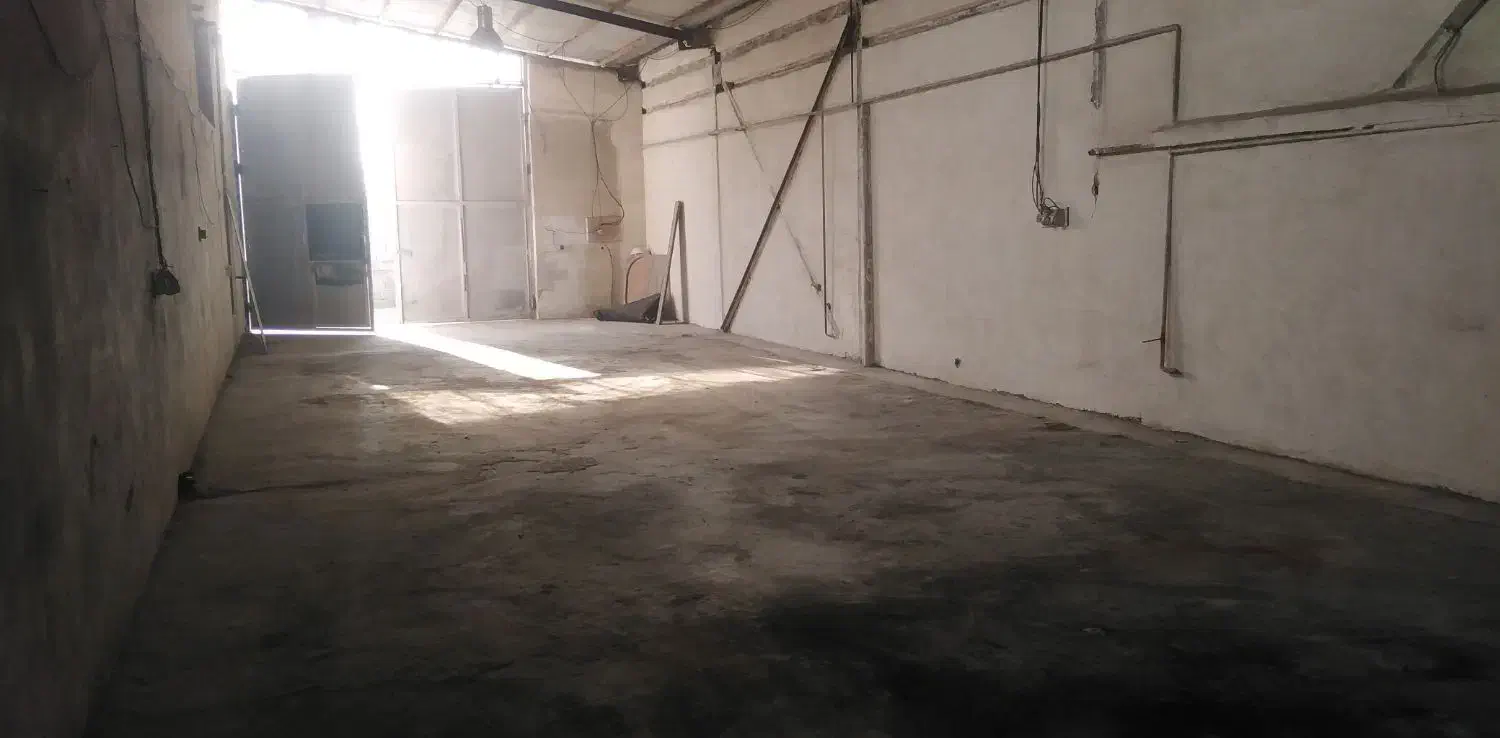 سالن مرتفع  با درب ها 4متری|اجارهٔ دفتر صنعتی، کشاورزی، تجاری|محمدشهر, شهرک چمران|دیوار