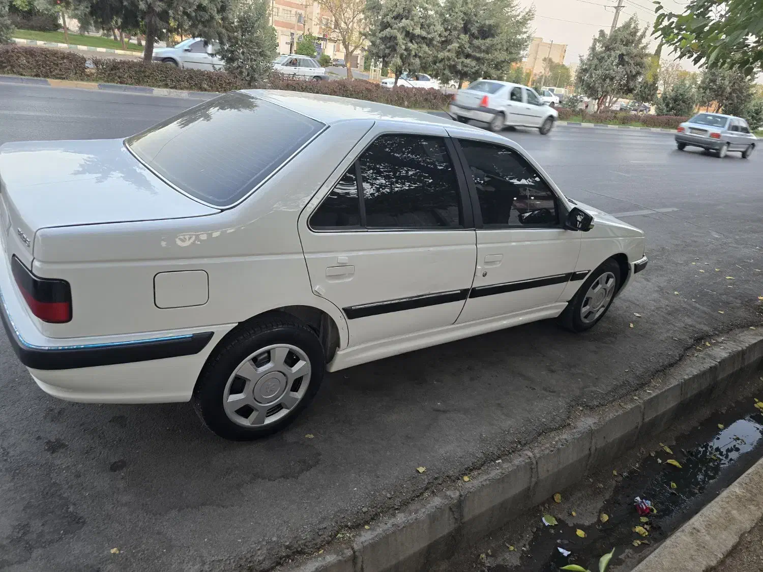 پژوپارسXU7 مدل۴۰۱|خودرو سواری و وانت|شیراز, گلشن|دیوار