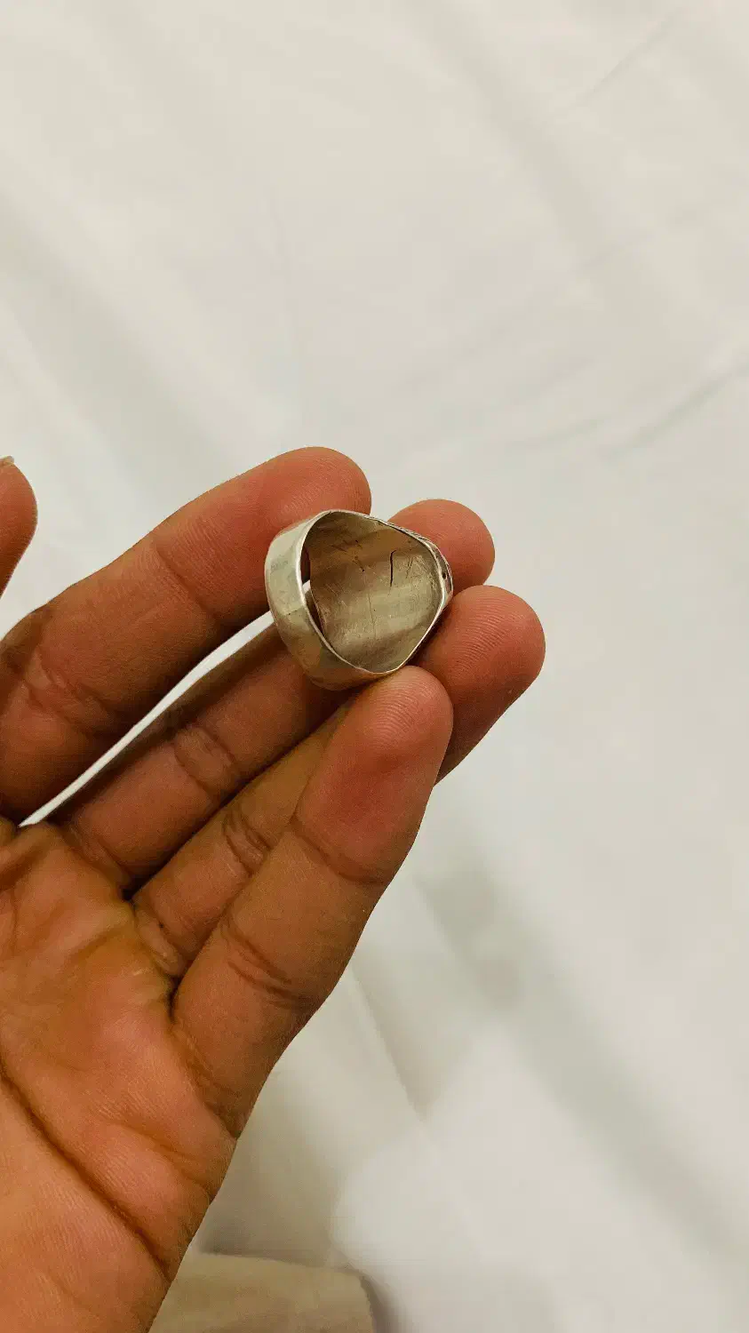 انگشتر  عقیق|جواهرات|بردسکن, |دیوار