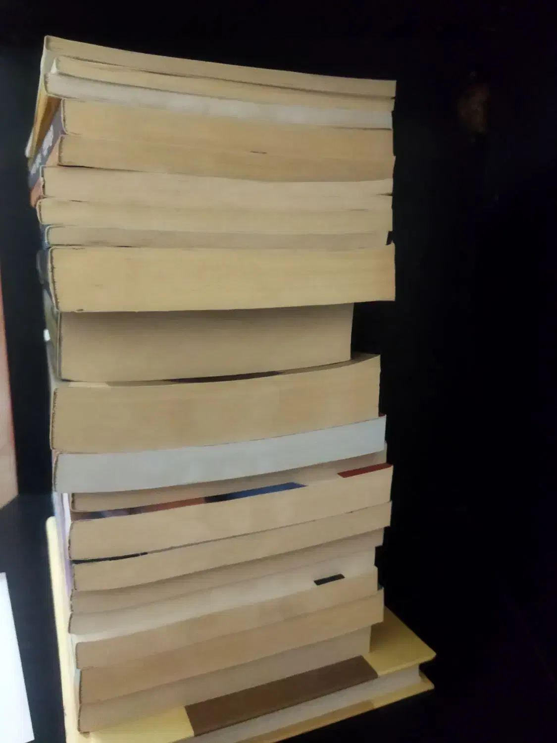 کتاب های معروف ، انتشارت معتبر ، صفحات تمیز|کتاب و مجله ادبی|کاشان, ولیعصر|دیوار