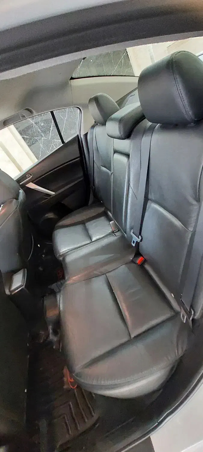 مزدا سلامت بی‌رنگ|خودرو سواری و وانت|تهران, نیروی هوایی (پیروزی)|دیوار