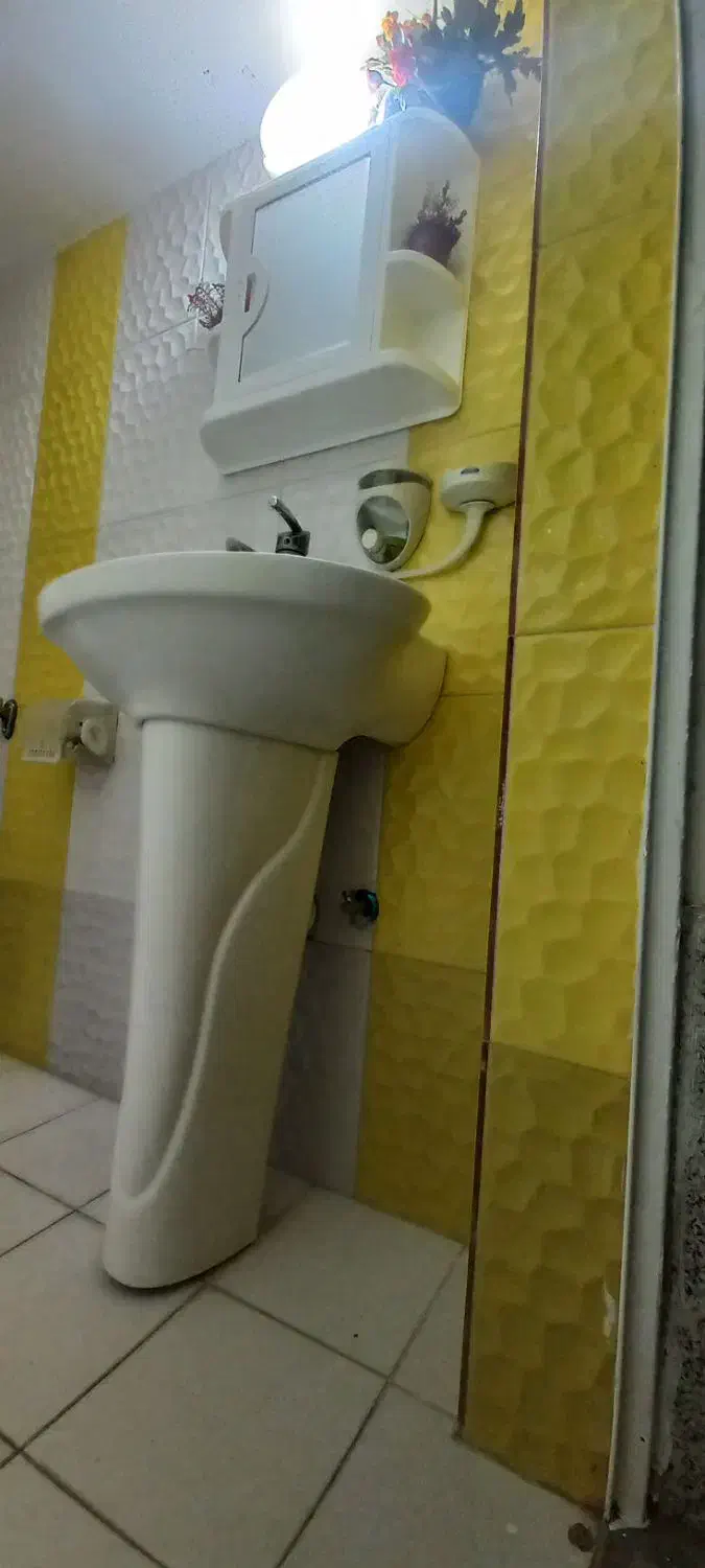 سنگ روشویی و میز وتلویزیون|لوازم سرویس بهداشتی|ساری, |دیوار