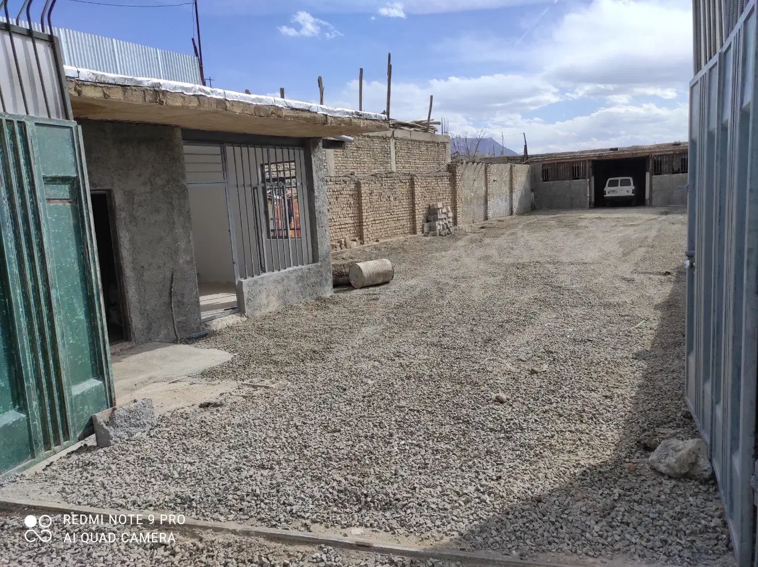 اجاره کارگاه یا انبار اتوبان ذوب آهن کوی بافندگان|اجارهٔ دفتر صنعتی، کشاورزی، تجاری|خمینیشهر, |دیوار