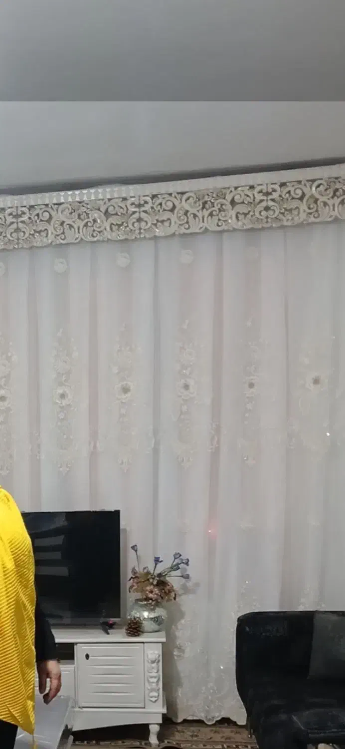 پرده|پرده، رانر، رومیزی|تاکستان, |دیوار