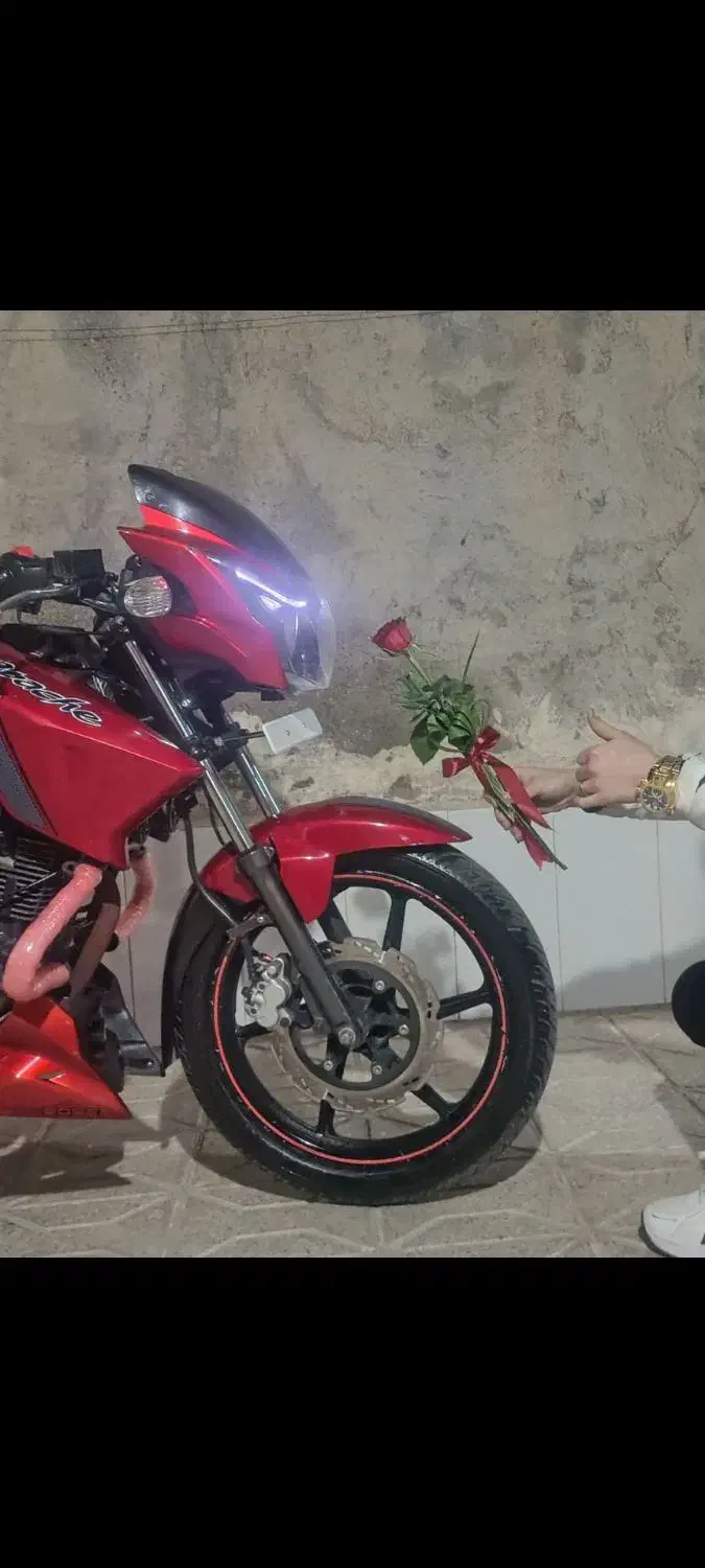 اپاچی ۱۶۰ عروسک|موتورسیکلت|مشهد, نوید|دیوار