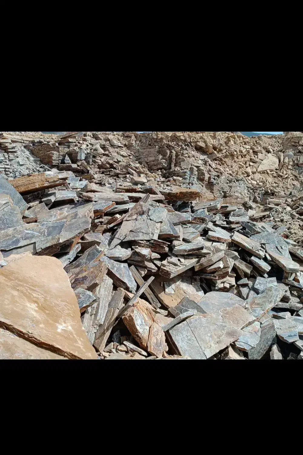 سنگ ورقه‌ای مستقیم از معدن|مصالح و تجهیزات ساختمان|آوج, |دیوار