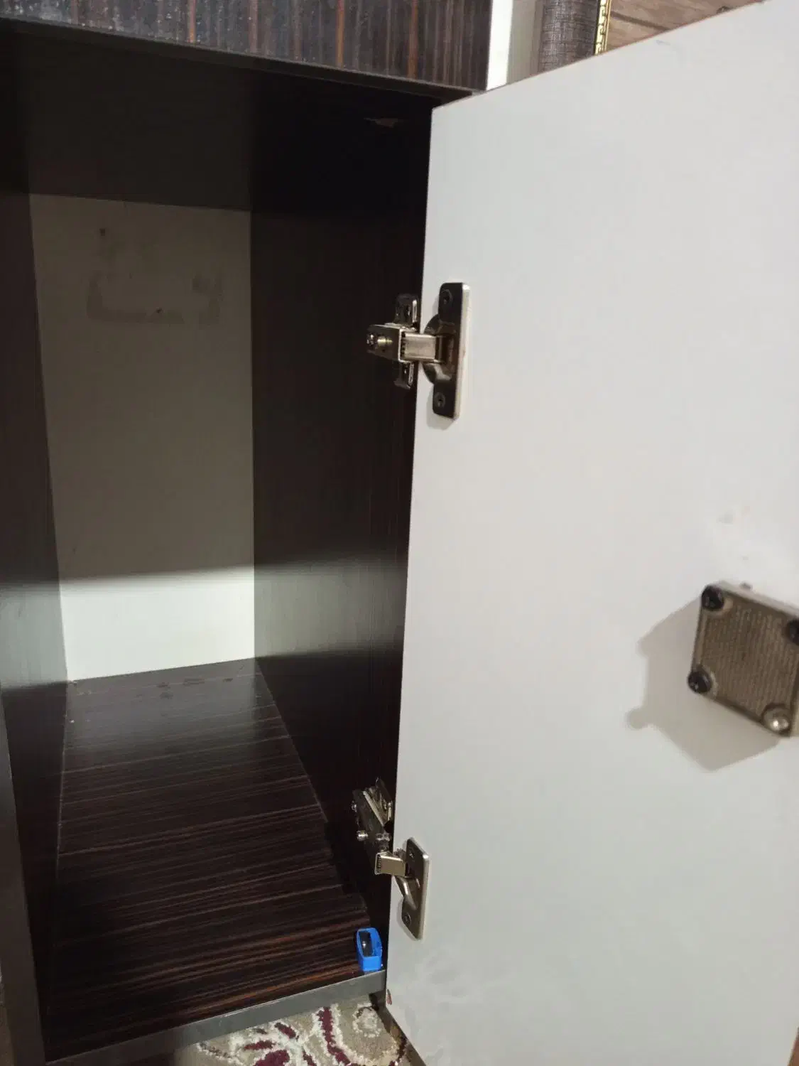 میز تحریر نو|میز تحریر و کامپیوتر|گلبهار, شهر جدید گلبهار|دیوار