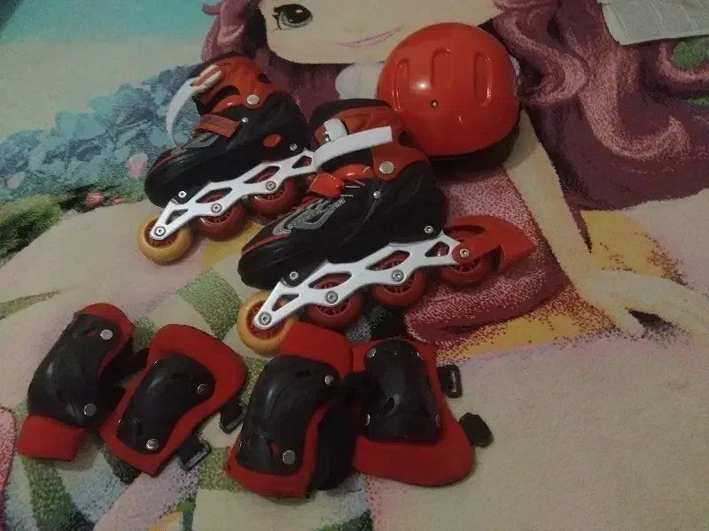 اسکیت|دوچرخه، اسکیت، اسکوتر|سراب, |دیوار