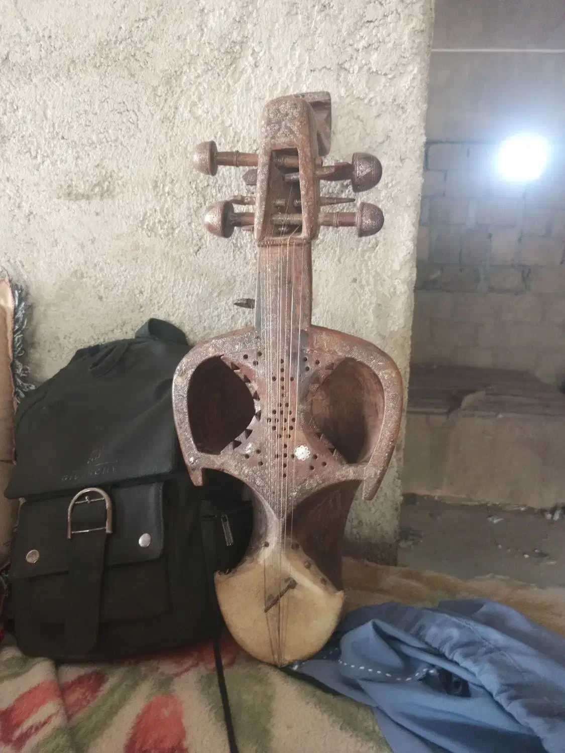 چنگ|سازهای سنتی|بندرعباس, |دیوار