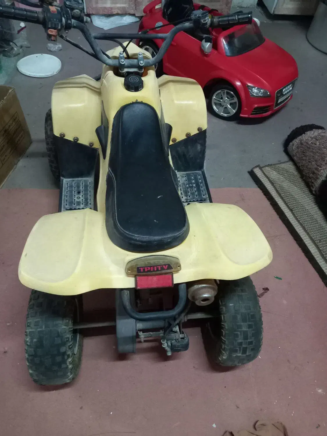 موتور چارچرخ|موتورسیکلت|کاکی, |دیوار