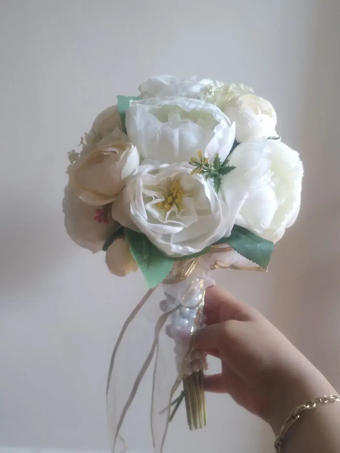 دسته گل عروس|گل مصنوعی|بیجار, |دیوار