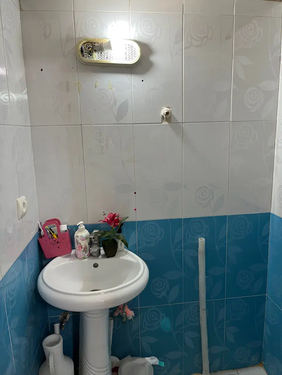 اجاره آپارتمان ۵۵ متری ۱ خواب با آسانسور ‌انباری