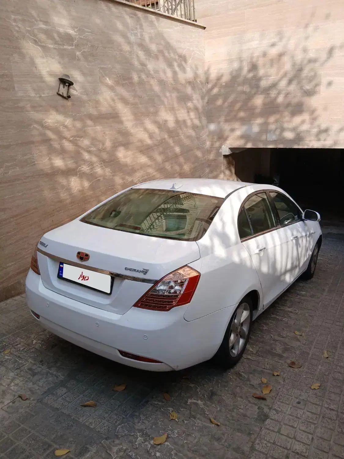 جیلی ام گرند۷ مدل۲۰۱۳ دنده ای|خودرو سواری و وانت|تهران, چوب تراش|دیوار