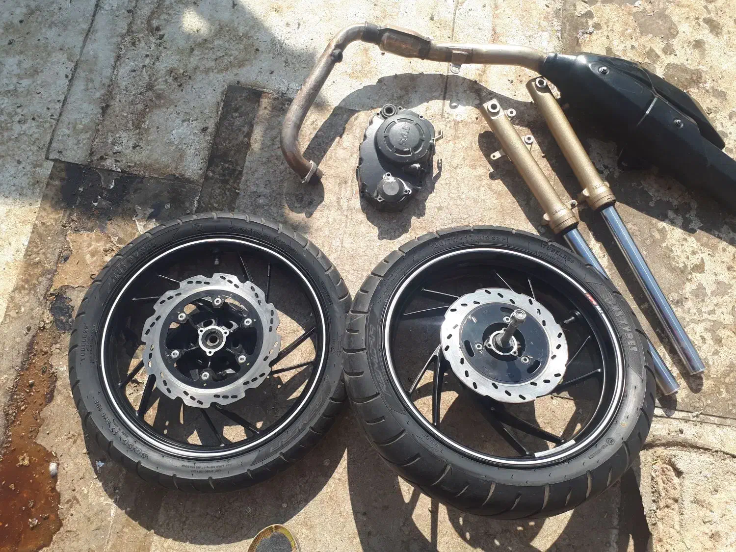 لوازم آپاچی۲۰۰ نونو|قطعات یدکی و لوازم جانبی|خمینیشهر, |دیوار