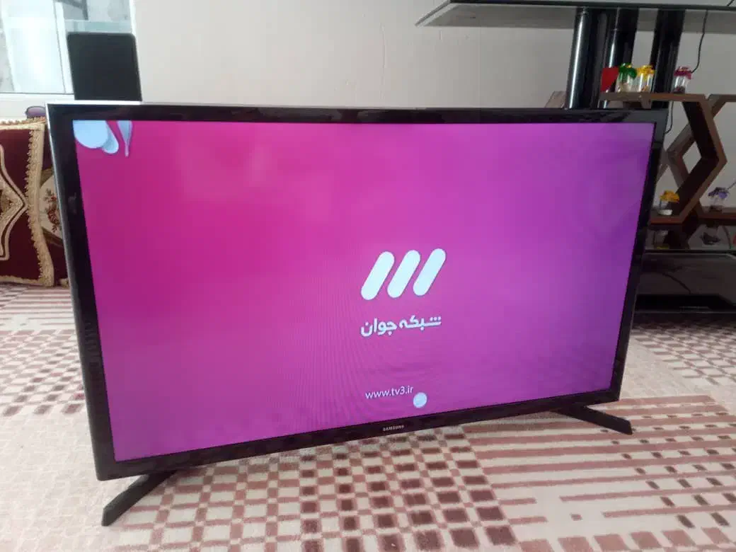 تلویزیون 32 اینچ سالم بدون مشکل برازجان|تلویزیون و پروژکتور|برازجان, |دیوار