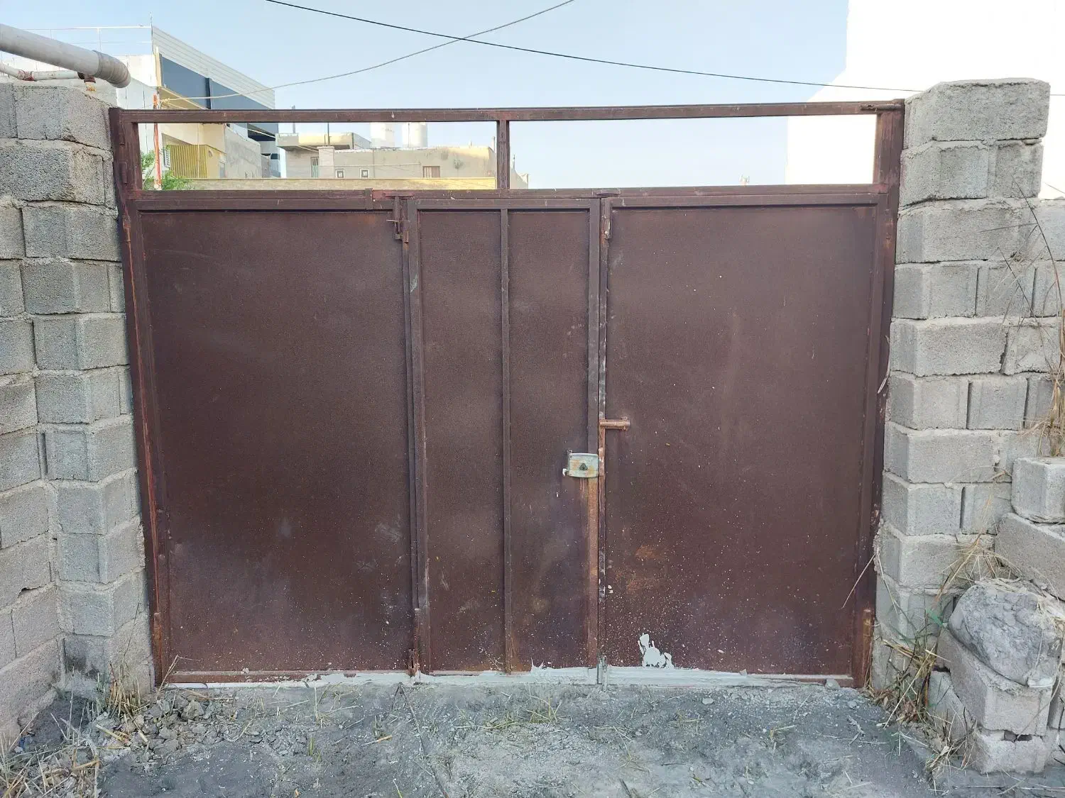 اجاره زمین دیوار کشی شده و درب دار تنگک  دوم|اجارهٔ دفتر صنعتی، کشاورزی، تجاری|بوشهر, |دیوار