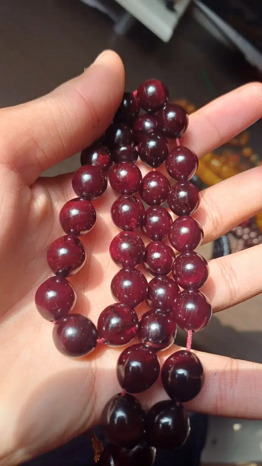 کهربا پرچمی|کلکسیون اشیاء عتیقه|ملارد, |دیوار