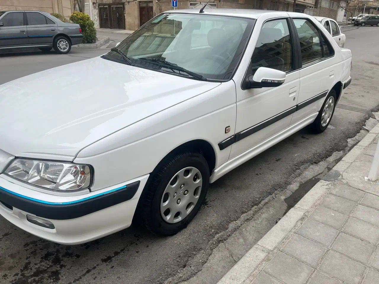 پارس|خودرو سواری و وانت|مشهد, فارغ التحصیلان|دیوار