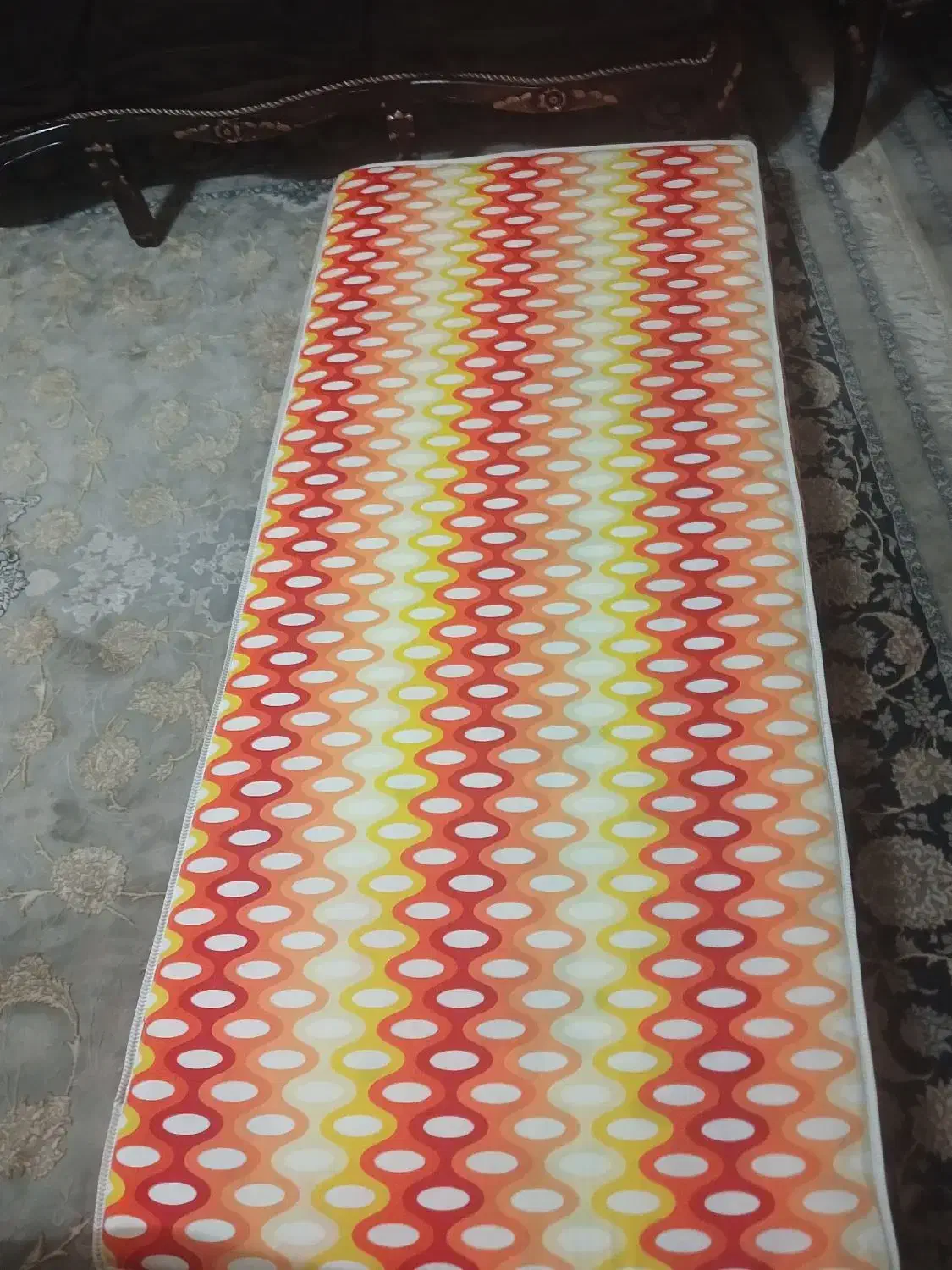 تشک خواب|تشک تختخواب|لنجان, |دیوار