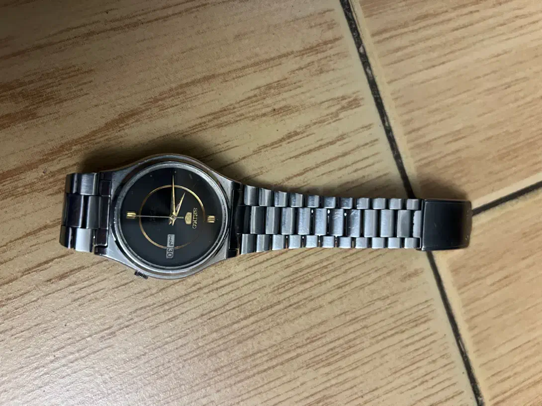 ساعت سیکو5|ساعت|فردیس, سرحدی|دیوار