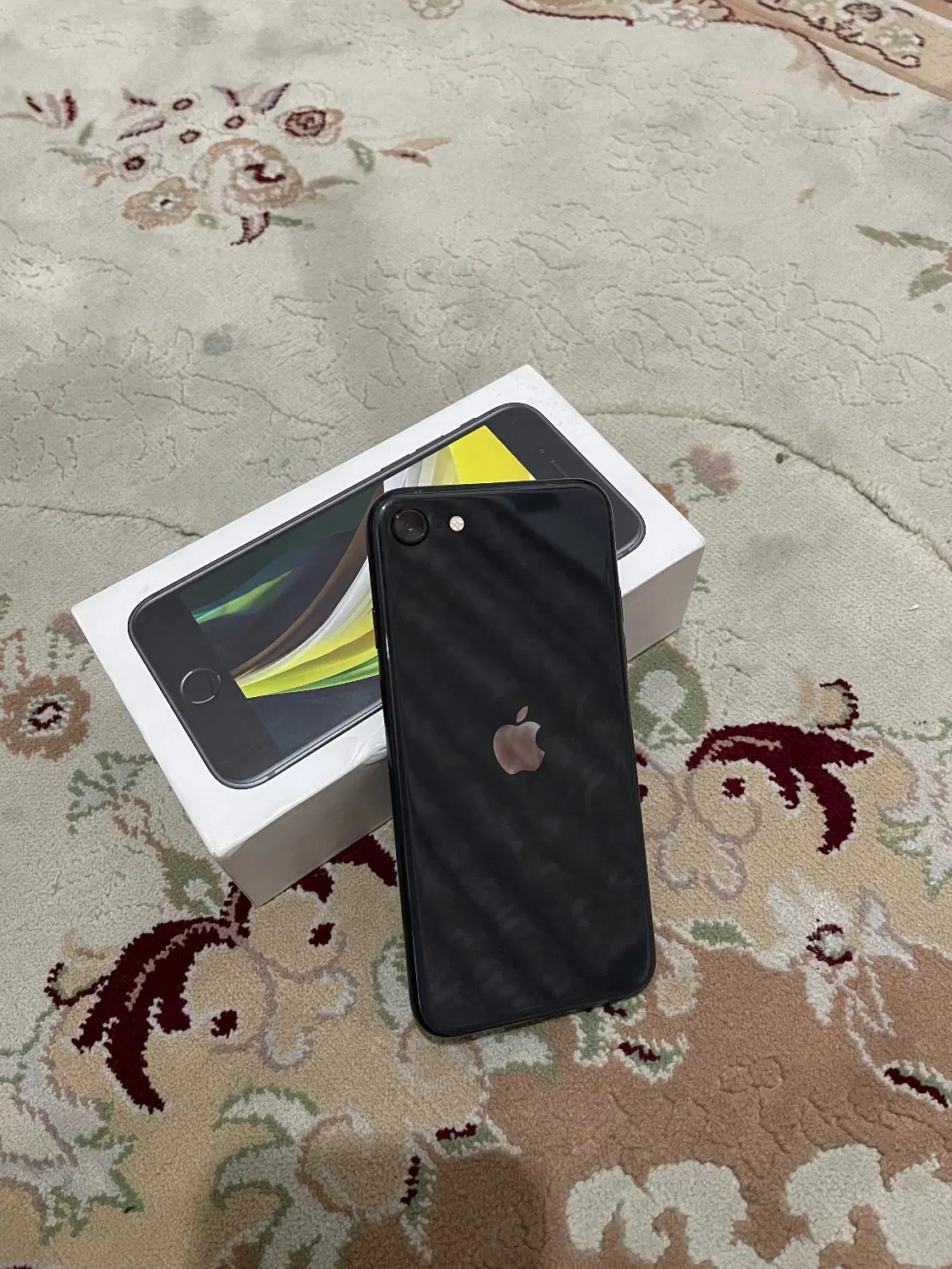 iphone Se2020|موبایل|تهران, تختی|دیوار