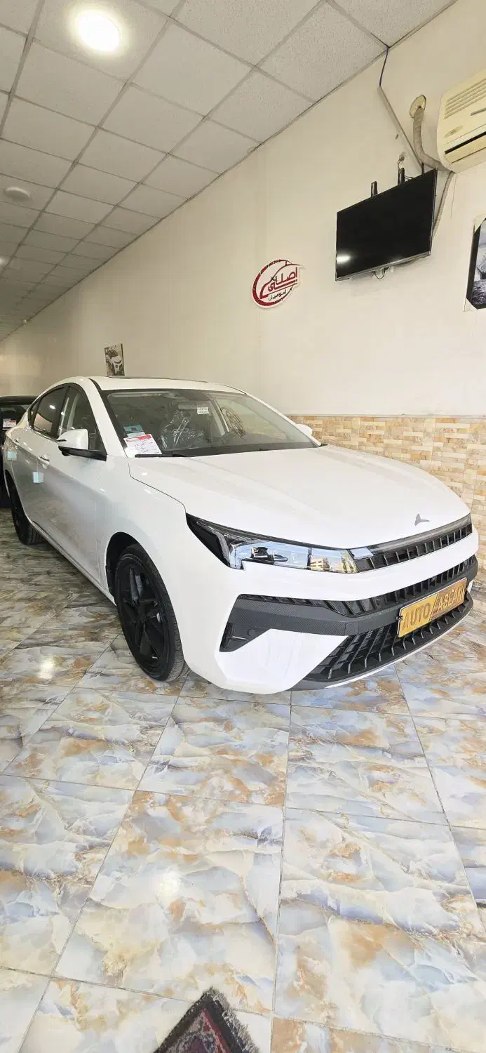 KMC J7|خودرو سواری و وانت|قم, ولیعصر|دیوار