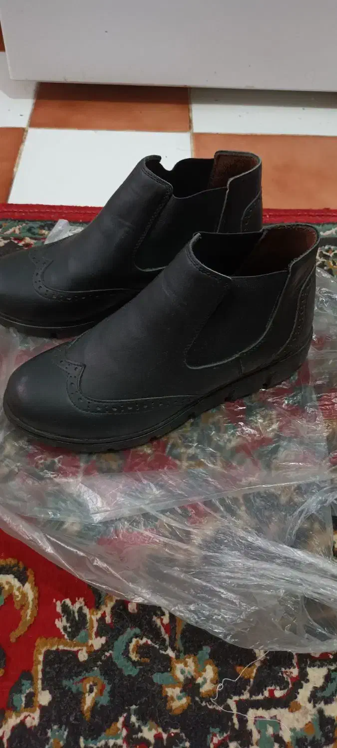 نیم بوت سایز ۳۷|کیف، کفش، کمربند|لاهیجان, شهرک فرهنگیان|دیوار