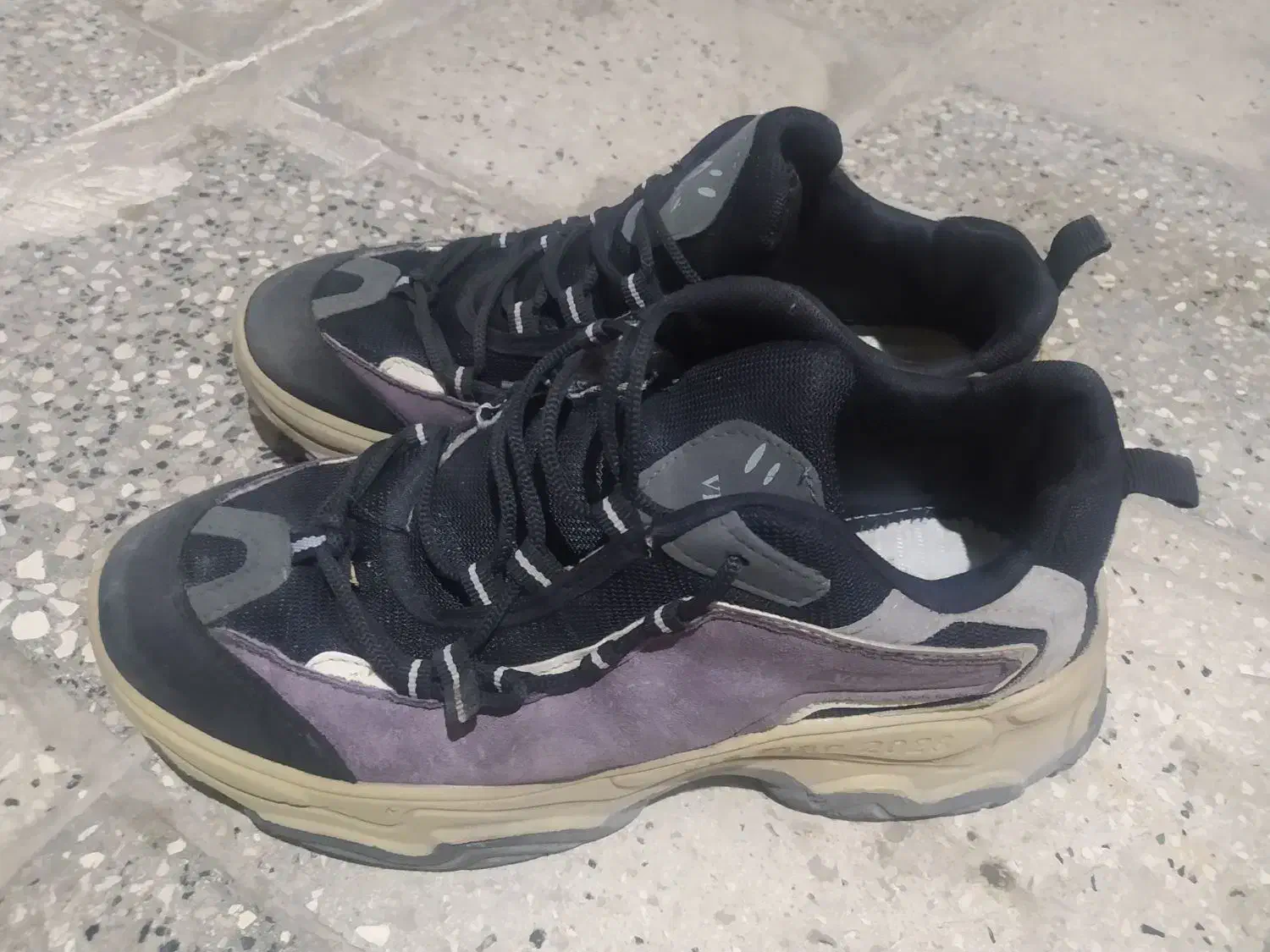 کفش اسپورت مردانه|کیف، کفش، کمربند|قوچان, |دیوار