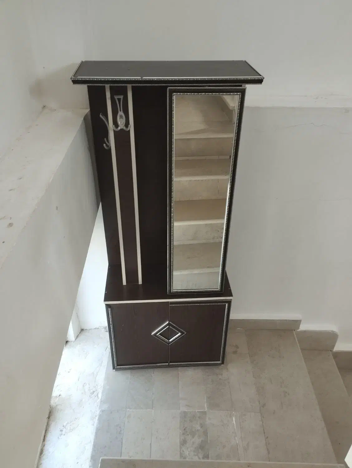 جاکفشی نو|جاکفشی، کمد، دراور|اهر, |دیوار