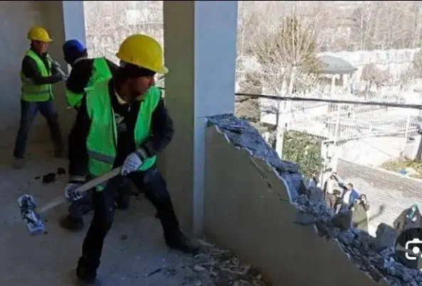 تخریب کاری *کاشیکاری *بنایی|خدمات پیشه و مهارت|خوی, |دیوار