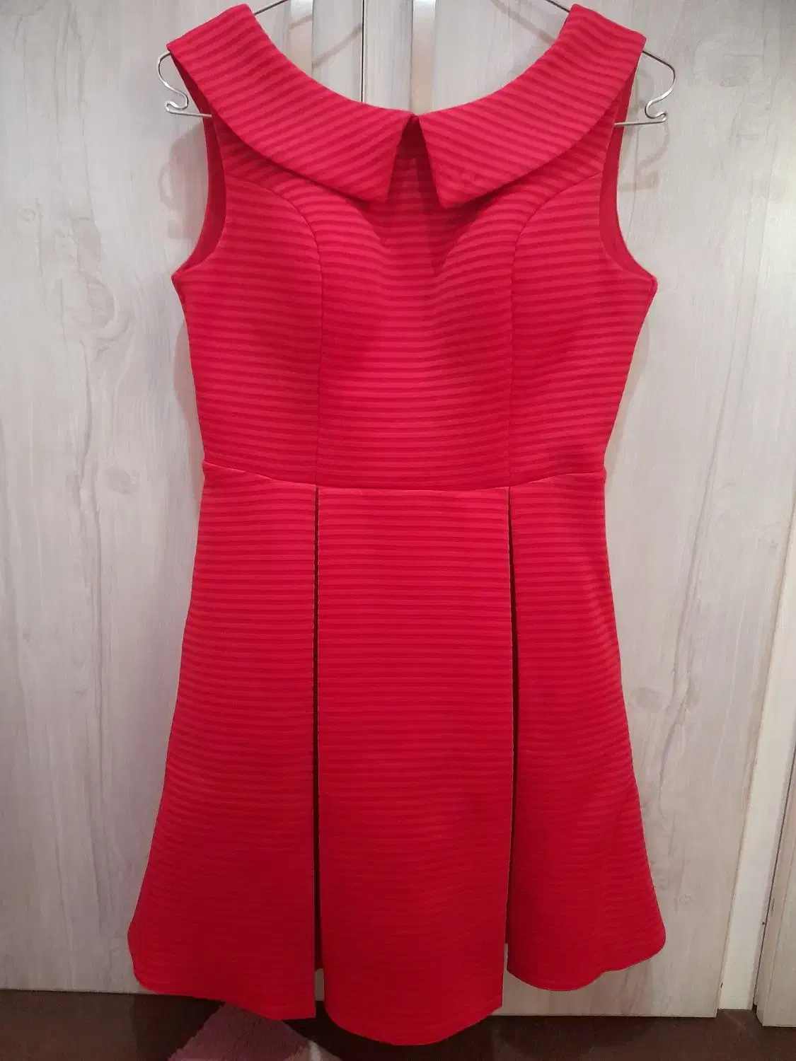 لباس مجلسی|لباس|قم, قلعه کامکار|دیوار