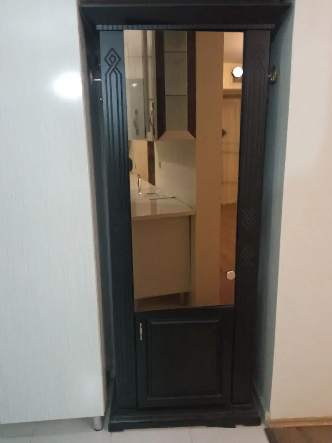 کمد تک درب جاکفشی و آویزلباس|جاکفشی، کمد، دراور|پرند, فاز ۵|دیوار