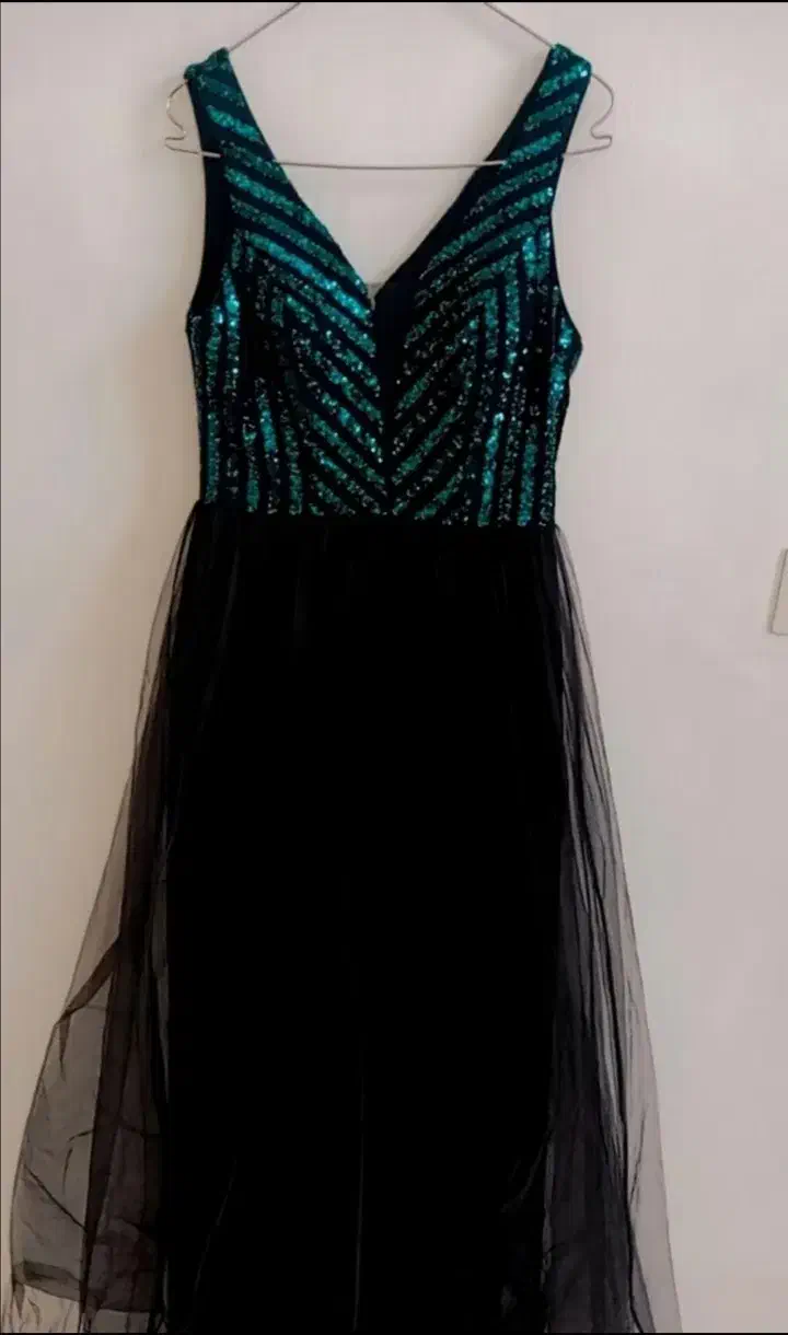 لباس مجلسی|لباس|قوچان, |دیوار