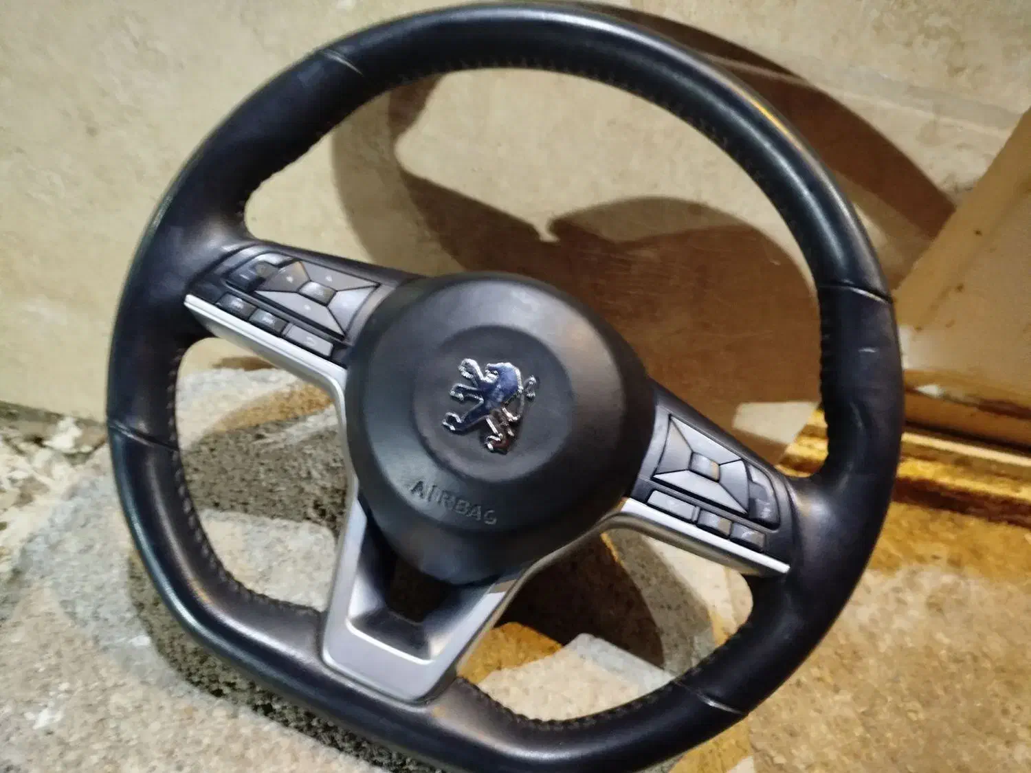 فرمان اسپرت|قطعات یدکی و لوازم جانبی|اهواز, کمپلو جنوبی|دیوار