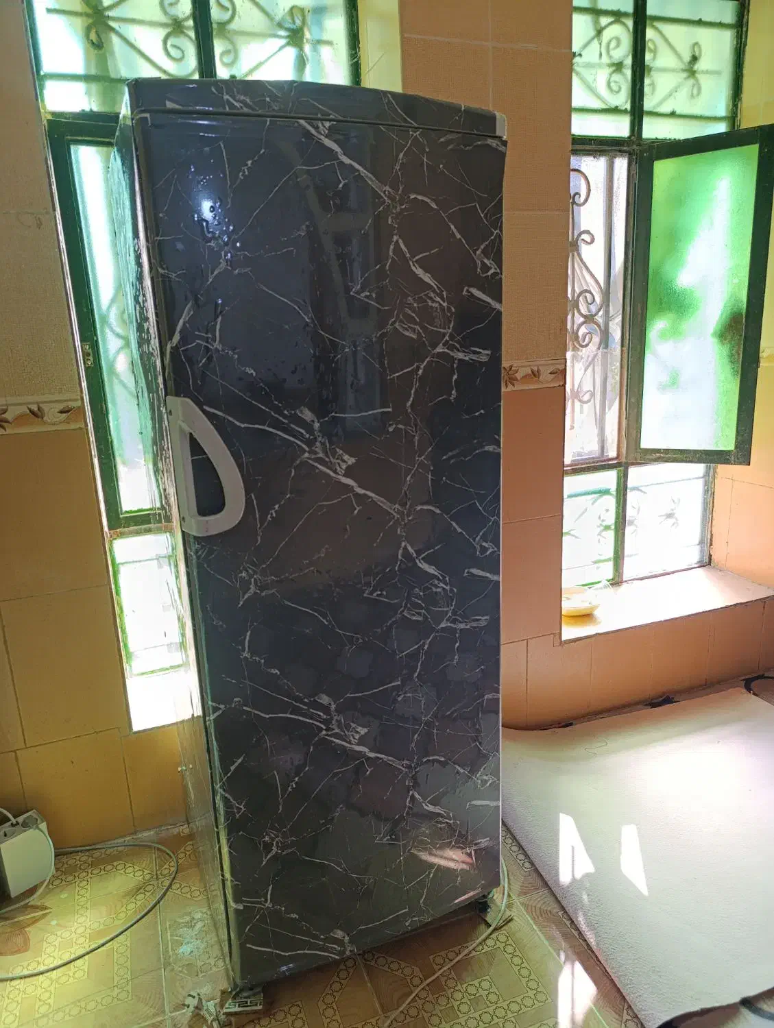 یخچال در حد نو|یخچال و فریزر|سرفاریاب, |دیوار