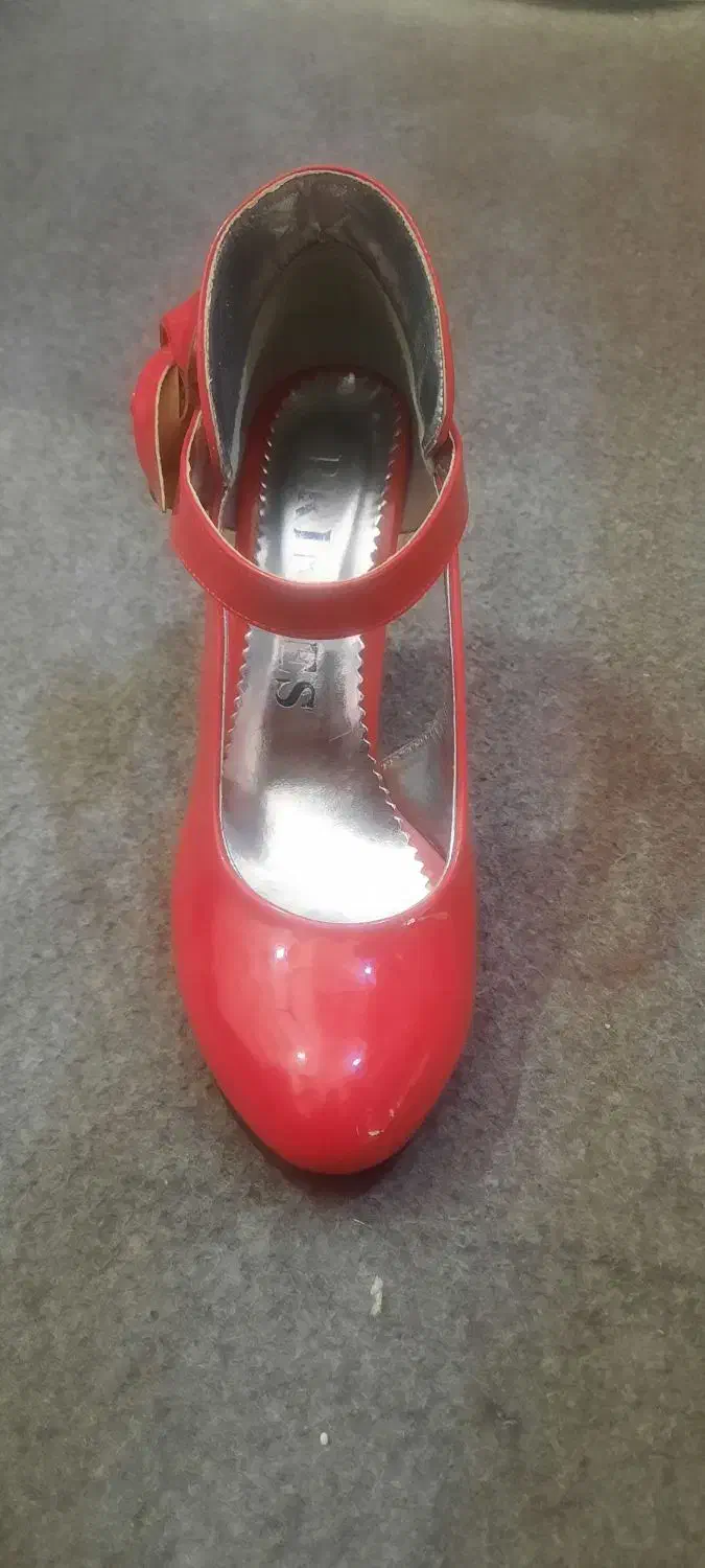 کفش قرمزسایز۴۰وقهوه ای سایز۳۸|کیف، کفش، کمربند|زنجان, |دیوار