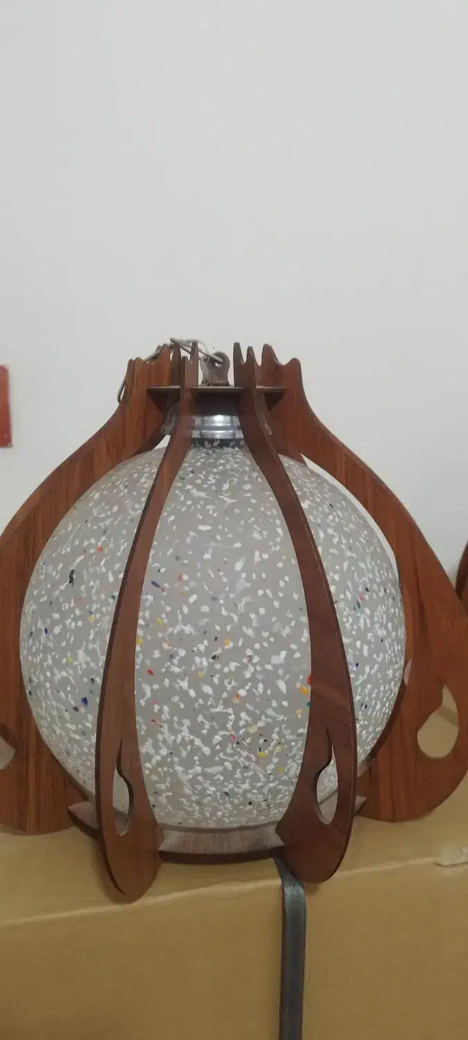 لوستر مدل اسپرت که شیشه وچوب|لوستر و چراغ آویز|یاسوج, |دیوار