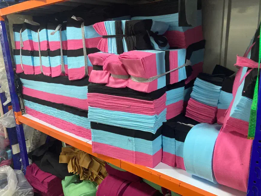 زیگزال دوز خانم تمیز دوز خطی ۴۵۰ نیازمندیم|استخدام صنعتی، فنی، مهندسی|تهران, طیب|دیوار