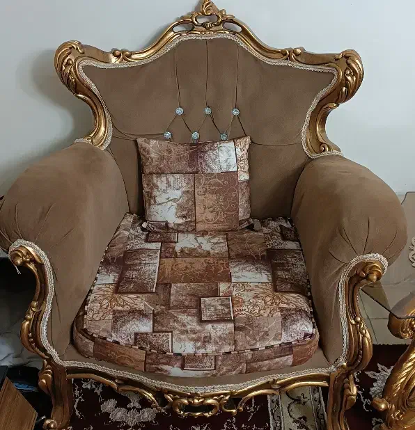 مبلمان سلطنتی|مبلمان خانگی و میز عسلی|اسلام‌شهر, مظفریه|دیوار